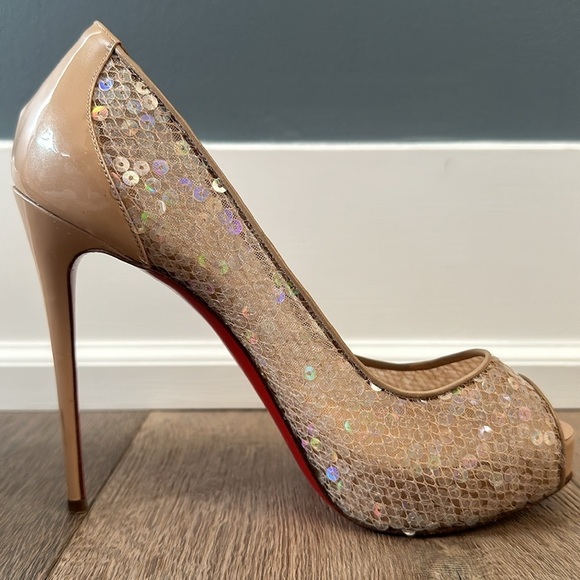 Christian Louboutin nude sequence peep toe size 37, 140 heel includes dust bag - Picture 4 of 10